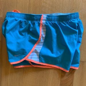 NIKE tempo dri fit running short aqua/orange M